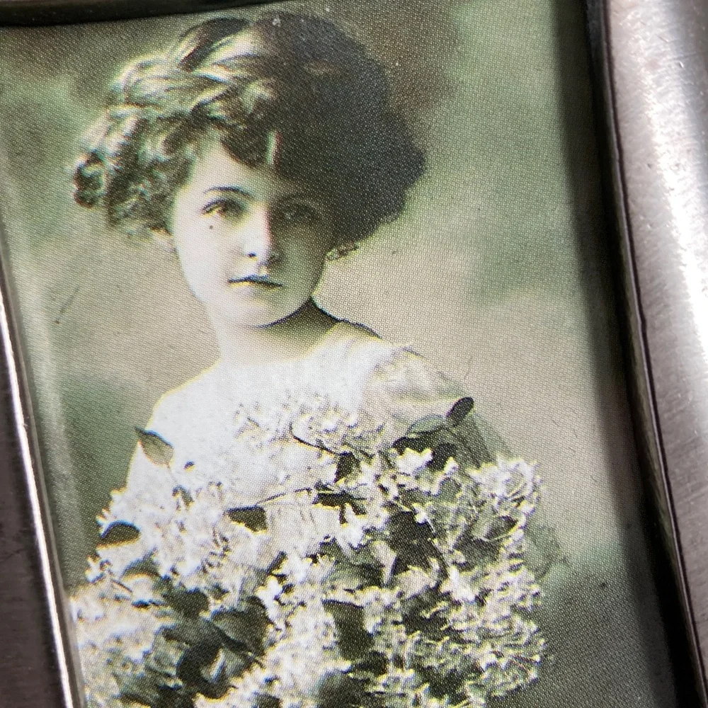 Vintage Linco Cherub Roses Victorian Small Desktop Frame Coquette Whimsigoth